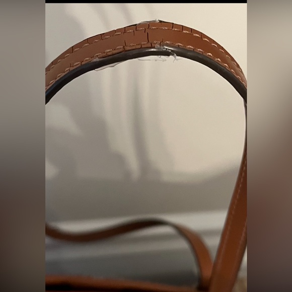 Tory Burch Gemini link tote. - Picture 11 of 11